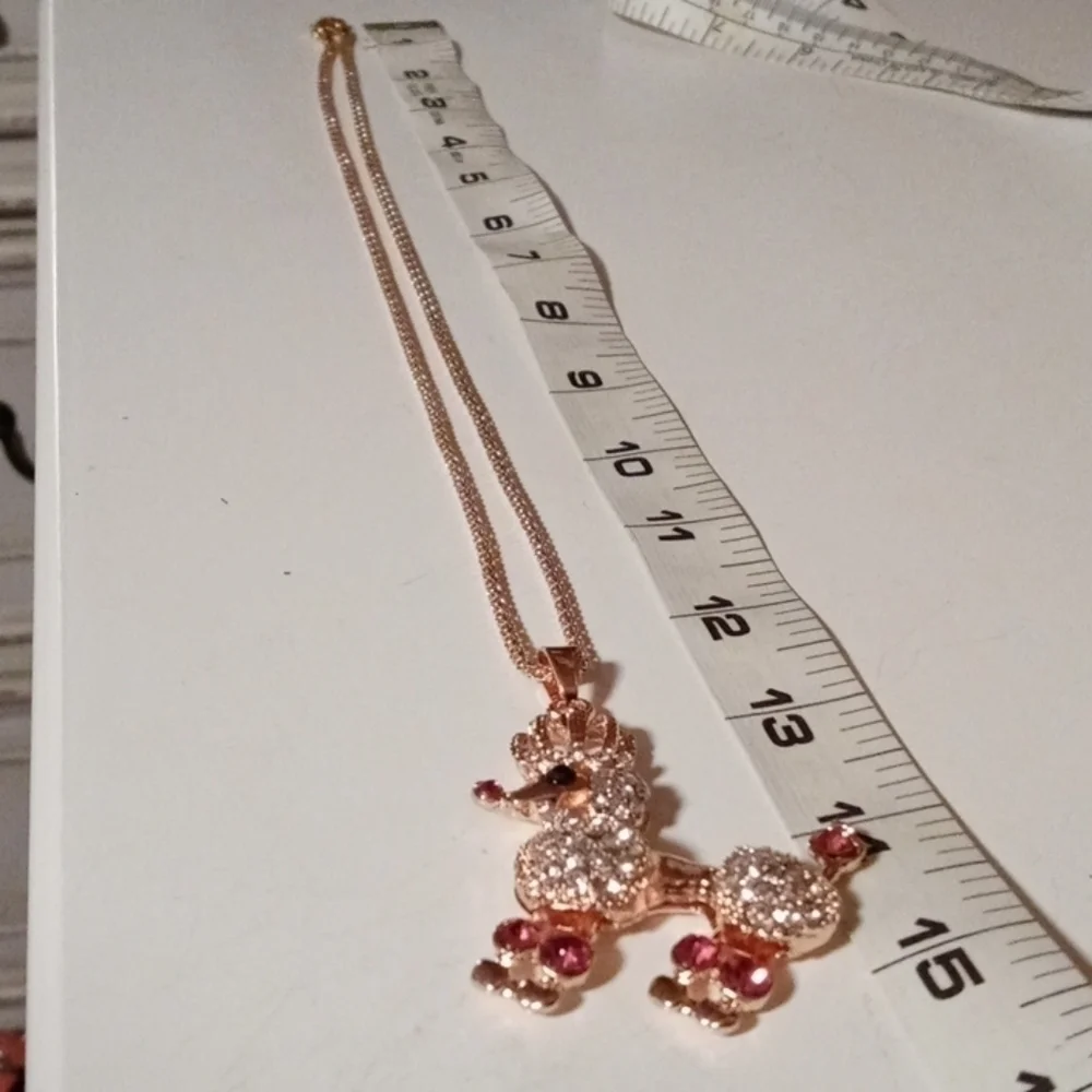 Poodle necklace with 24